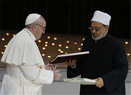 True belief leads to respect, peace, pope says at interreligious meeting