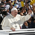 Witness to Christ with love, pope tells Catholics on Arabian Peninsula