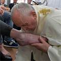 On Holy Thursday, Pope Francis tells prisoners to be servants to one another
