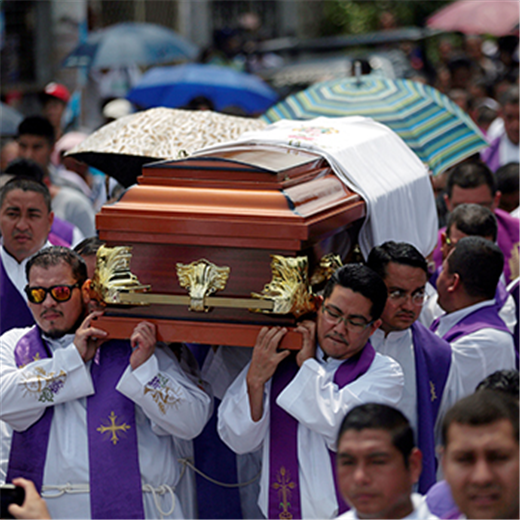 Motive unclear in killing of Salvadoran priests