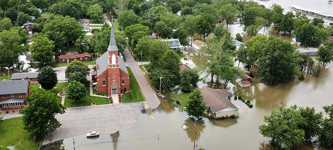 Flooding reaches town of Portage Des Sioux