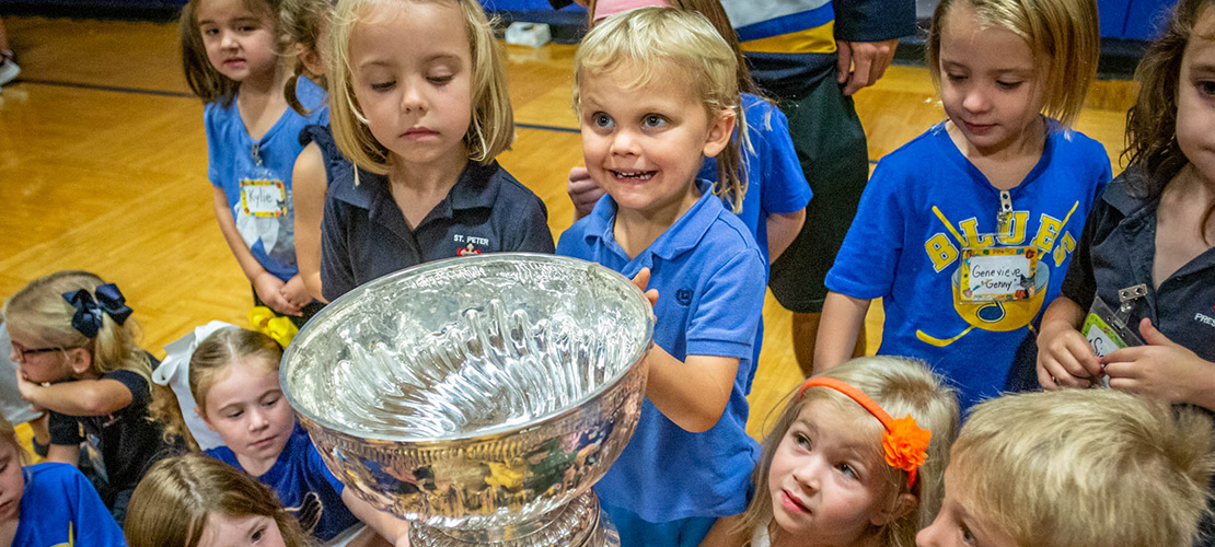 “An amazing summer” with the Stanley Cup continues with fall visit to St. Peter School in Kirkwood