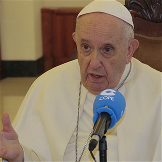 In wide-ranging interview, Pope Francis addresses Curia reforms, abuse, Afghanistan