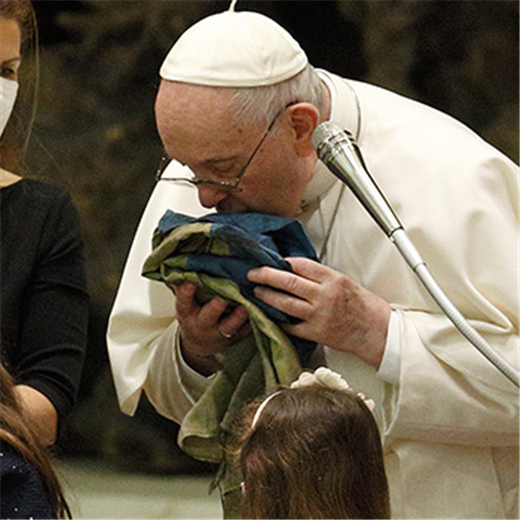 Pope decries 'horrendous acts of cruelty' against civilians