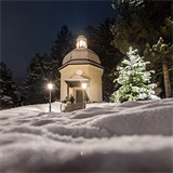 Chapel memorializing Christmas carol ‘Silent Night’ draws tourists to small town in Austria