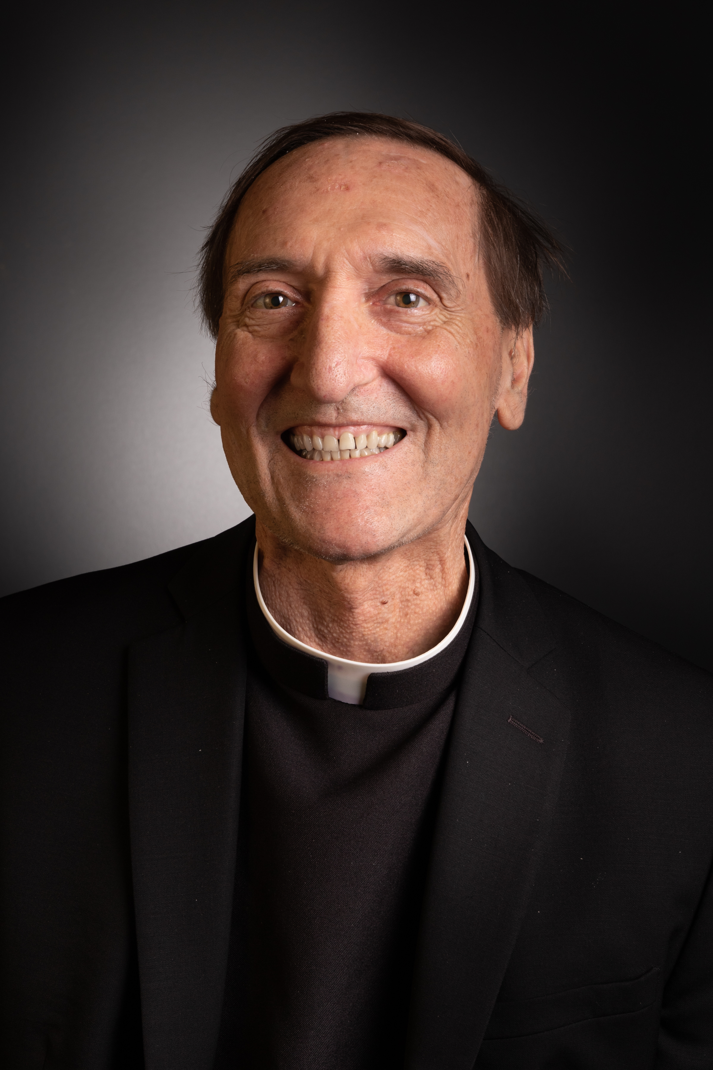 Obituary | Fr. James T. Edwards | Articles | Archdiocese of St Louis