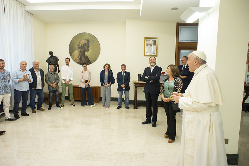 Pope Francis led a meeting with inmates and staff from the Rebibbia prison in Rome at his residence at the Vatican June 21. The pope met with around 22 inmates and staff of the prison.