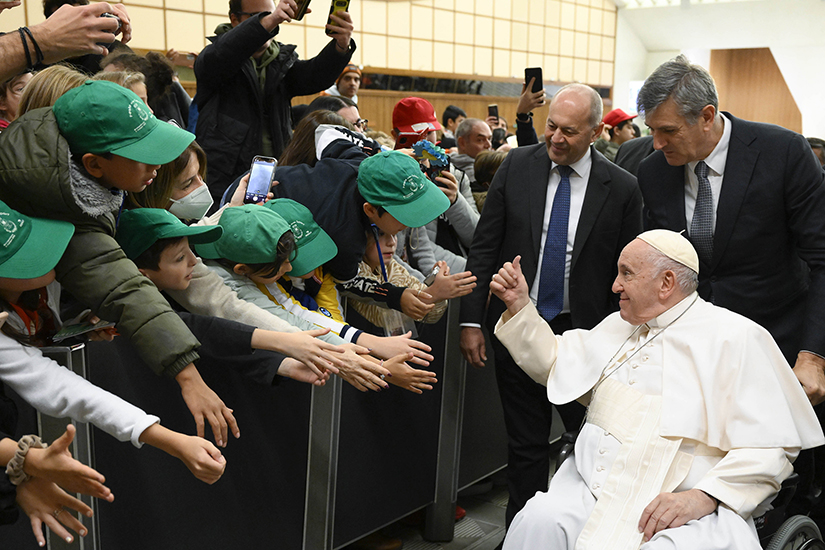 Pope Francis gave students a thumbs up as he left an audience with young people and teachers participating in Italy’s National Network of Schools for Peace. At the audience Nov. 28, the pope told the young people to “dream big” like St. John XXIII and the Rev. Martin Luther King Jr.
