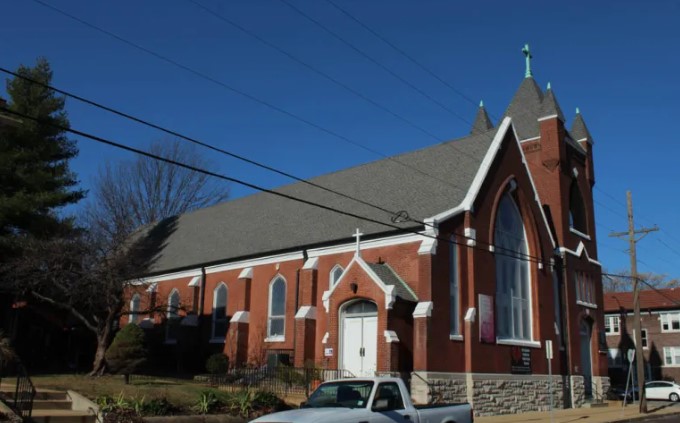 St. Cronan Church (St. Louis)
